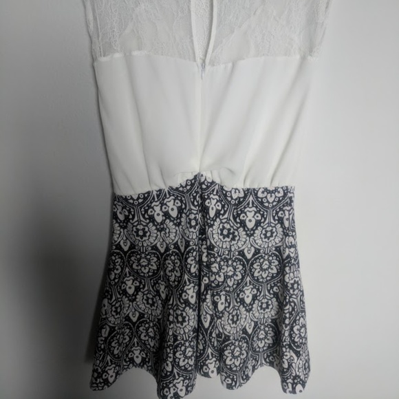 JustFab Floral Fit & Flare Dress- Size Small - Picture 3 of 8